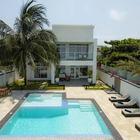 Dt Beachfront Villas Hotel & Spa-3